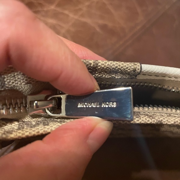 Tan/Brown Michael Kors Belt Bag/Fanny Pack - Picture 9 of 12